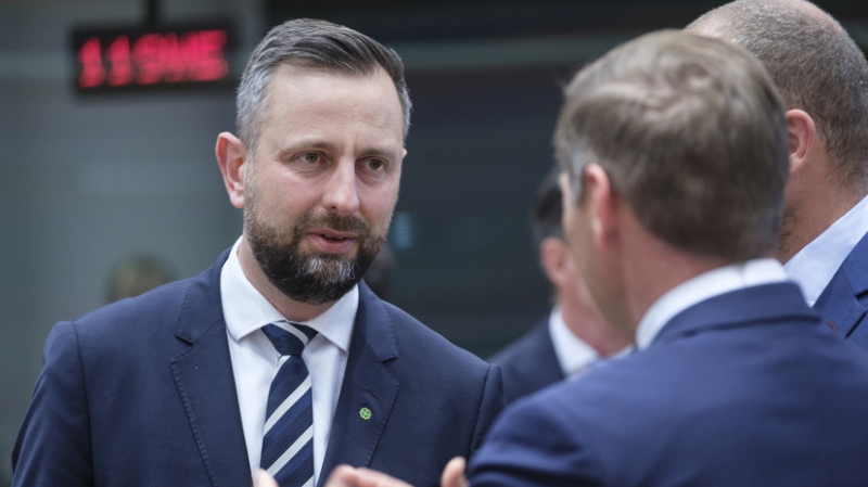 В Польше заявили, что в республике упал и взорвался российский дрон