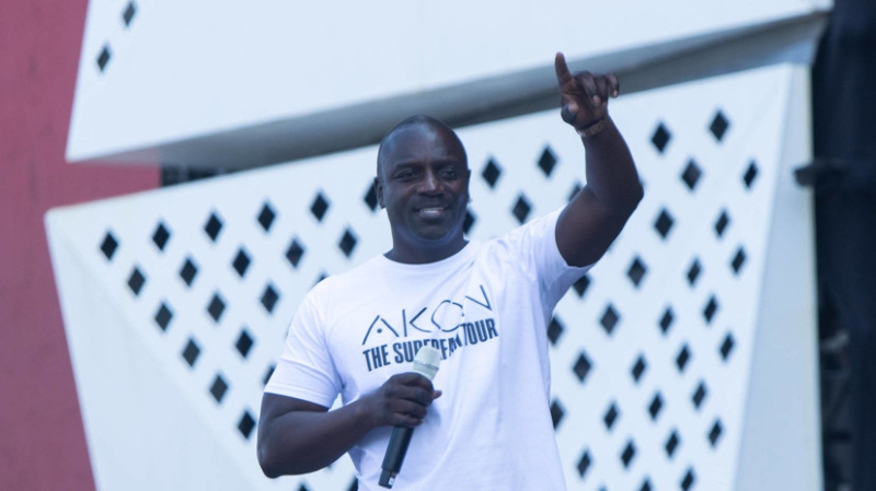 Зрителей концерта Akon в Сочи эвакуировали из зала на 20 минут