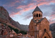 Адвокат: для властей Армении противостояние с Церковью — чисто политическое