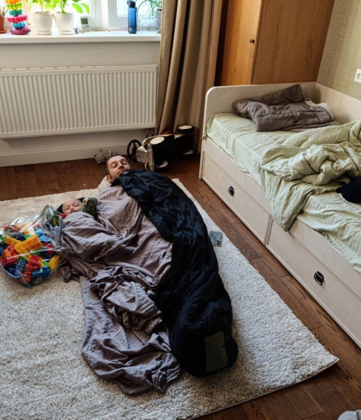 «Чувствуешь, что засыпаешь, — держись за пулемёт»: как полицейский из США с позывным Орион стал донбасским ополченцем