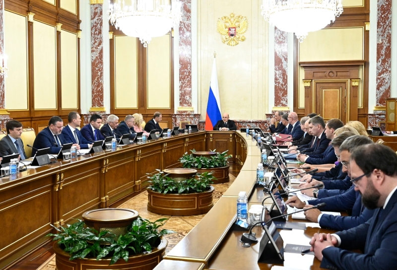 До 27 093 рублей: в правительстве пообещали повысить МРОТ более чем на 20% в 2026 году