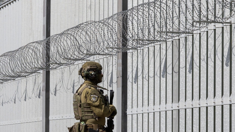 Глава МВД Польши Кервиньский заявил, что границы с Белоруссией закрыли на время