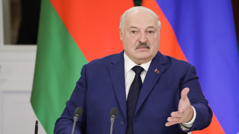 Лукашенко: в будущем президентом Белоруссии должен стать «крепкий мужик»