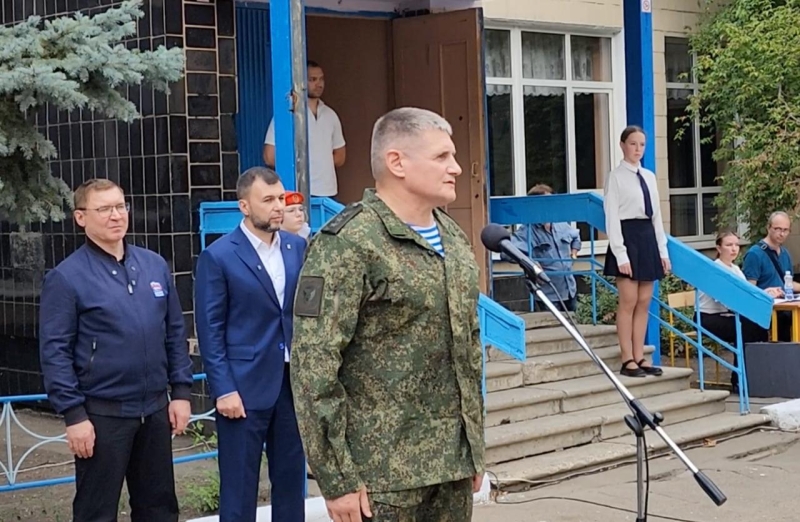 «Майкл идейный был, как и мой сын»: донецкую школу назвали в честь россиянина Коковина и сына замдиректора ЦРУ