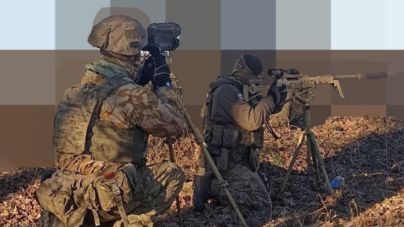 «Наше дело — метко стрелять!»: снайпер Ронин рассказал RT о своей работе на СВО