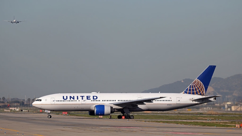 NHK: самолёт United Airlines совершил аварийную посадку в Японии