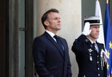 NYT: Франция находится в тупике и движется к отставке Макрона