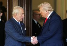 NYT: на ужине в Виндзоре Трампа угостили рулетом и мороженым