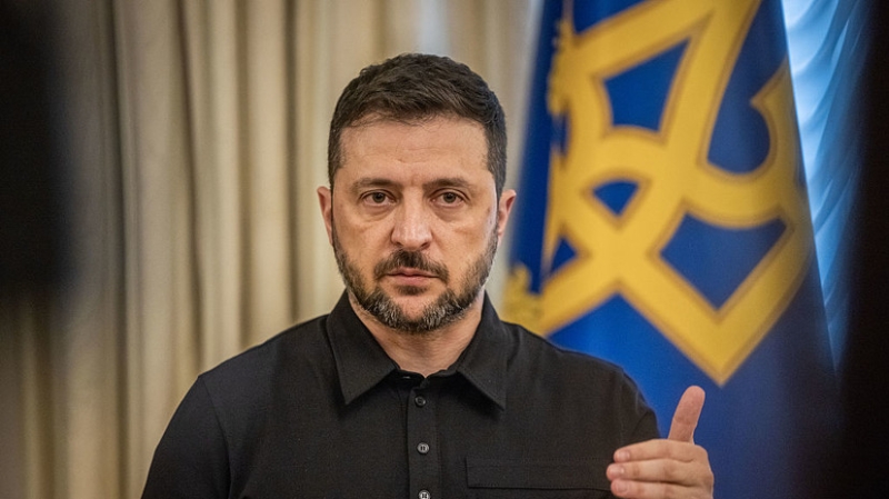 Пасечник: Зеленский, как военный преступник, должен понести «заслуженное наказание»