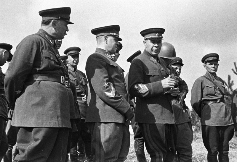 Персональные воинские звания в СССР: история, цели, факты