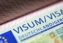 Посольство: ФРГ выдаёт визы россиянам в рамках ограничений от 2022 года