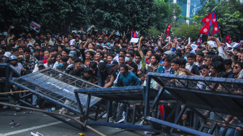 Посольство России: более 100 россиян обратились к дипломатам в Непале