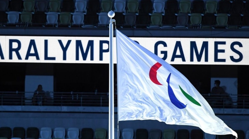 Российские паралимпийцы будут участвовать в соревнованиях с флагом и гимном