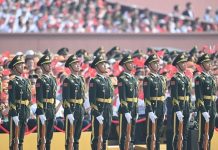 RT: появились кадры с военного парада в Пекине