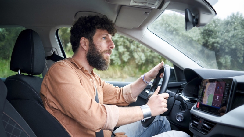 «СТРАНА.ua»: таксистов на Украине будут штрафовать за русский язык