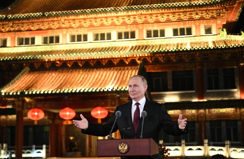 «Точка в попытках Запада сохранить гегемонию»: эксперты — об итогах визита Владимира Путина в Китай