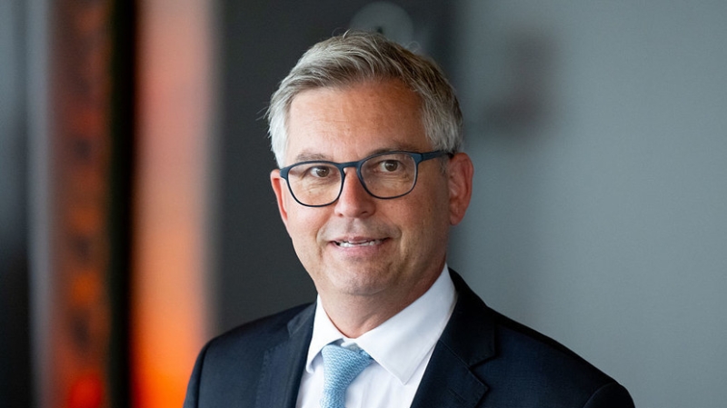 В ЕК исключили полный запрет выдачи виз россиянам в Евросоюзе