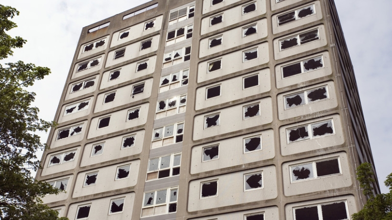 В Таганроге после атаки ВСУ повреждено остекление в нескольких домах