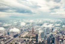 Воздушное пространство над Варшавой открыли после сообщений о беспилотниках