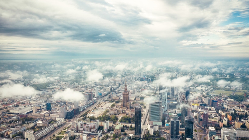 Воздушное пространство над Варшавой открыли после сообщений о беспилотниках