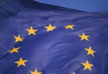 Захарова предупредила об ответных мерах в случае конфискации ЕС активов России