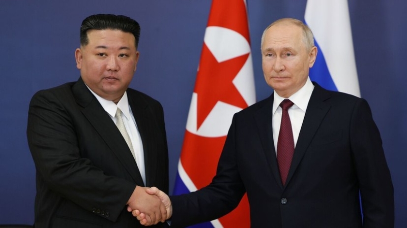 Зарубин опубликовал видео чаепития Путина и Ким Чен Ына