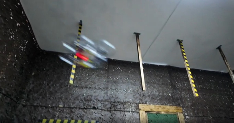 «И удары по врагу, и инженерные задачи»: почему в зоне СВО надо уметь разбирать и собирать дрон