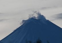 На Камчатке после выброса на вулкане Ключевской ожидают пеплопад