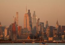 NYT: элитный 102-этажный небоскрёб в центре Нью-Йорка покрылся трещинами