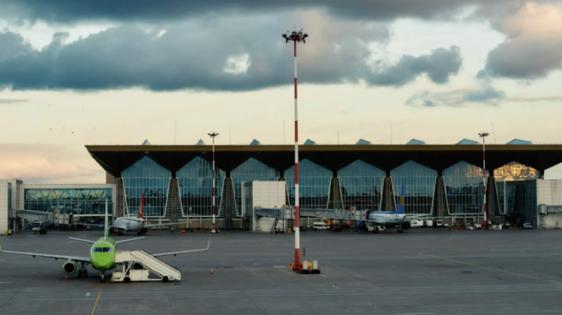 Ограничения на приём и выпуск самолётов в аэропорту Пулково сняты