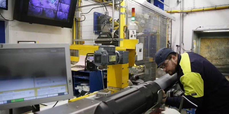 Оружейная лихорадка Макрона: как Франция зарабатывает миллиарды евро на перевооружении Европы