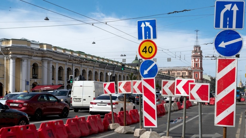 «Реальный инструмент для снижения аварийности»: с 1 января в России появятся новые дорожные знаки