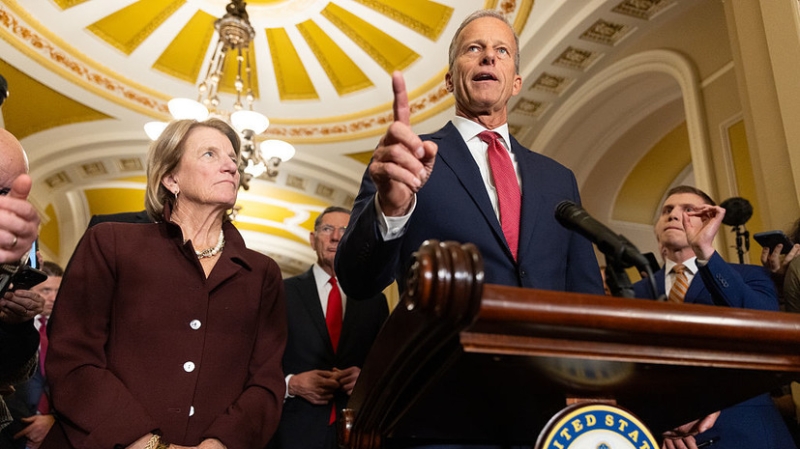 Сенат США не принял проект о бюджете, что вызвало шатдаун