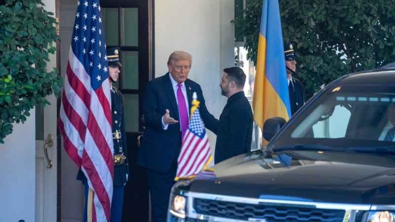 Трамп заявил Зеленскому, что пришло время завершить конфликт на Украине