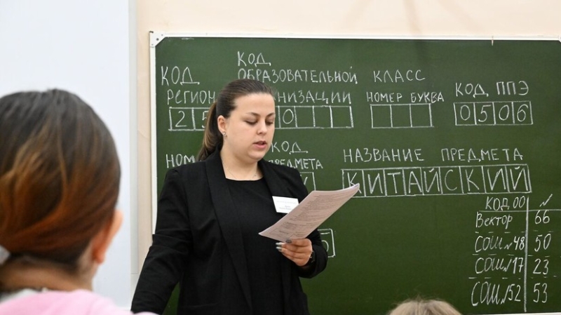 В Госдуме предложили давать служебное жильё учителям с возможностью приватизации