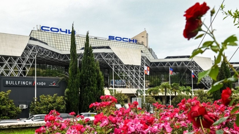 Временные ограничения введены в аэропортах Сочи, Геленджика и Нижнего Новгорода