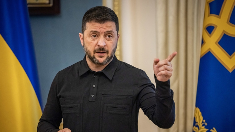 Захарова задала Зеленскому вопрос об источниках средств на оружие США