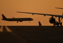 Аэропорты Владикавказа и Грозного приостановили работу