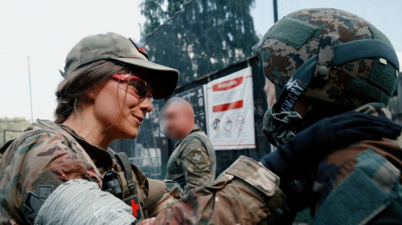 «Чтобы победить, надо самому выжить»: волонтёр Руся третий год учит штурмовиков основам тактической медицины