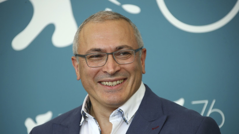 «Естественный отбор оппозиции»: как Ходорковский лишает влияния и денег «друзей» из ФБК