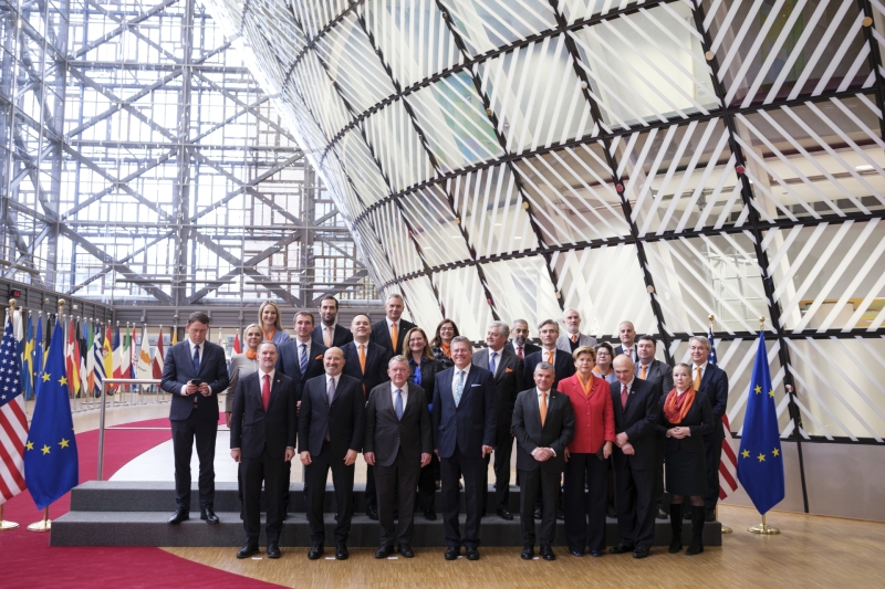 «Отправит власти ЕС на помойку истории»: как Европа пытается отрицать реальность в вопросе украинского кризиса