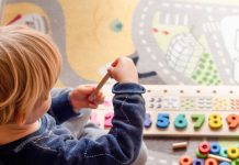 Россиянам объяснили, как возместить расходы за пребывание ребёнка в детском саду