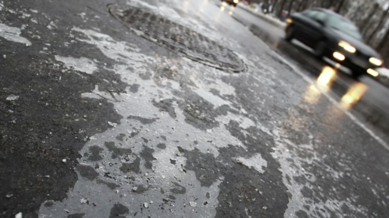 Синоптик Позднякова: 19 ноября в столичном регионе стоит ожидать гололедицу