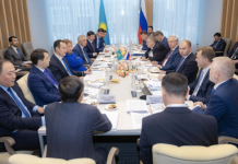 В Астане заявили о готовности России снять ограничение для грузоперевозчиков