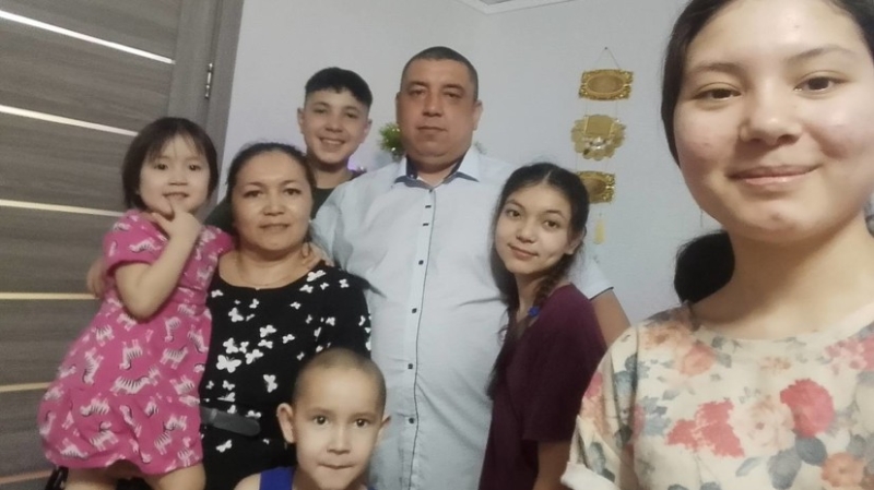 «Всегда мечтала о большой семье»: мать пятерых детей из Башкирии получила медаль «Материнская слава»