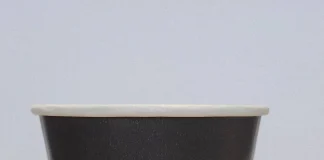 Применение бумажных стаканчиков с логотипом: сферы использования и преимущества