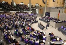 Бундестаг отклонил резолюцию о передаче российских активов Украине