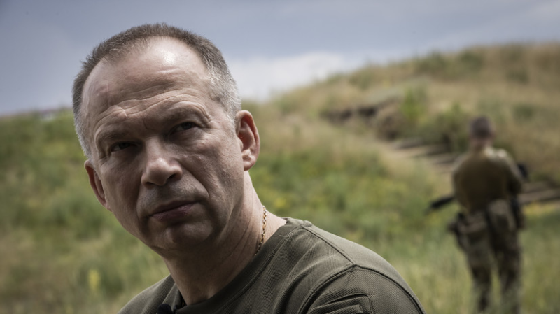 Депутат Рады Безуглая потребовала отставки Сырского из-за проблем ВСУ в обороне