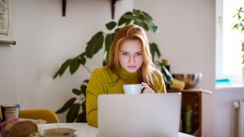 Доктор Мясников: россиян могут перевести на удалёнку из-за гонконгского гриппа