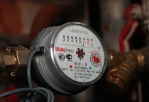 Якубовский: уезжающие на каникулы жильцы могут оформить перерасчёт платы за ЖКХ